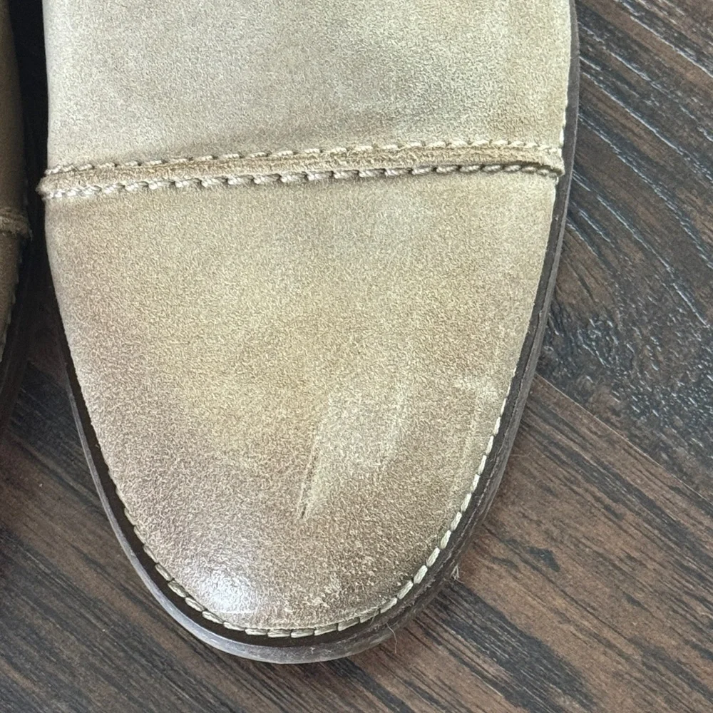 Clarks 1825 Collection Exton Cap LaceUp Oxfords Taupe Suede, Men Sz 11, Like New